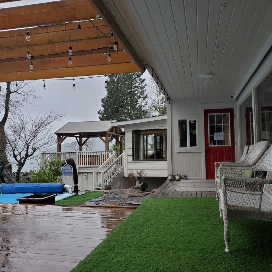 Royal Harrison Retreat Villa Harrison Hot Springs Exterior photo