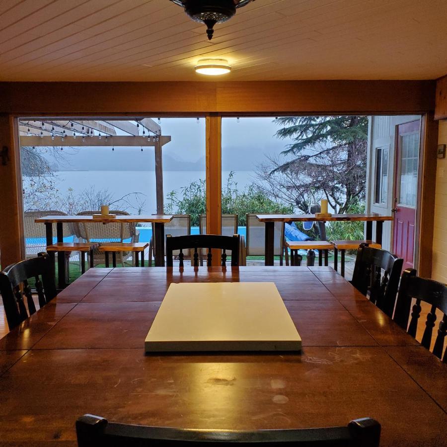 Royal Harrison Retreat Villa Harrison Hot Springs Exterior photo